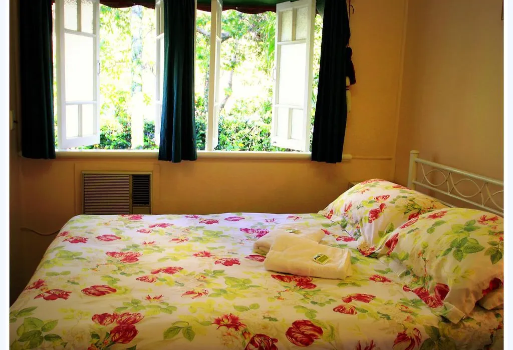 Coral Lodge Bed And Breakfast Inn-1