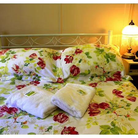 Coral Lodge Bed And Breakfast Inn-2